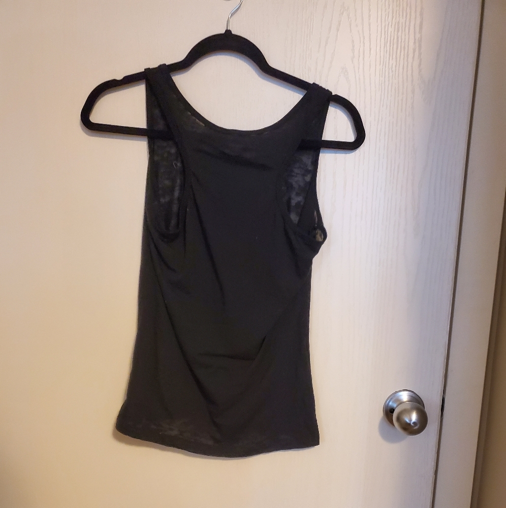 Guess tank